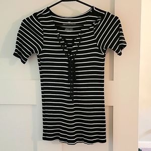 American Eagle T-shirt Top Small